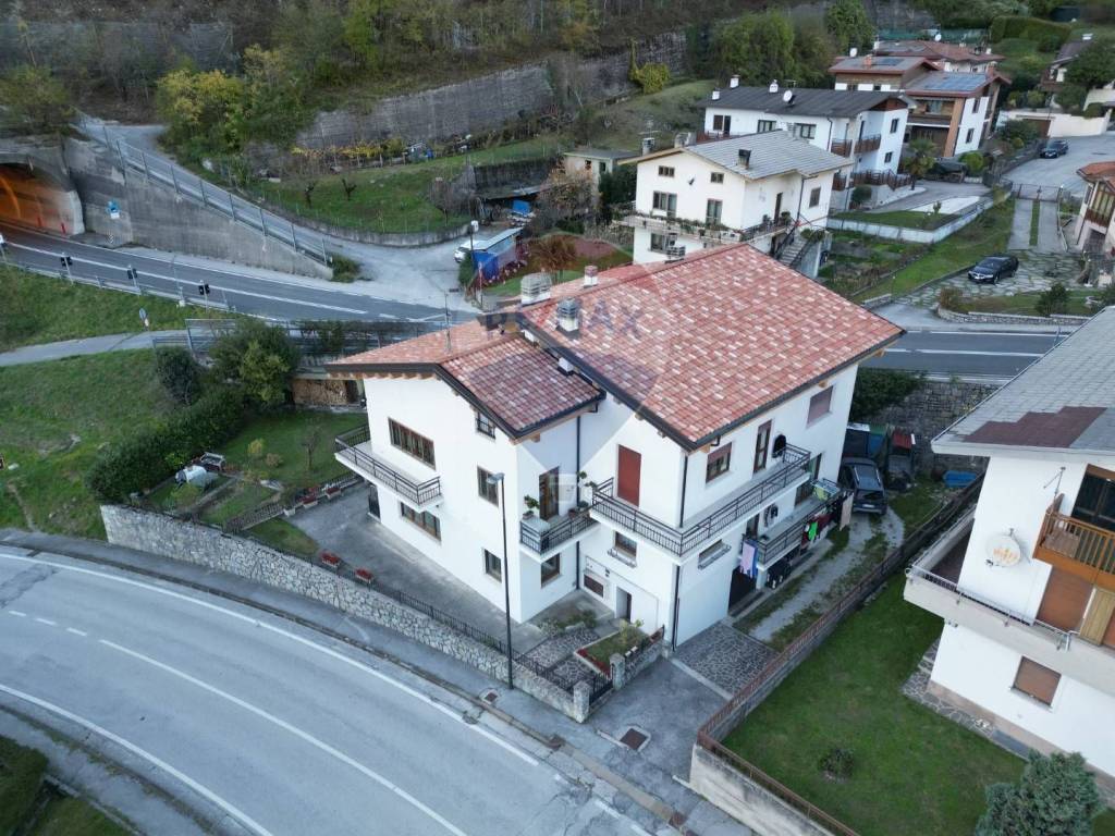 Appartamento a Longarone in Via Arduino Polla, 8 - Foto 3