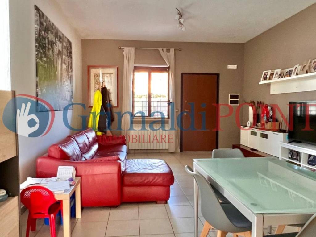 Villa a Lecce in Via Luigi Settembrini - Foto 2