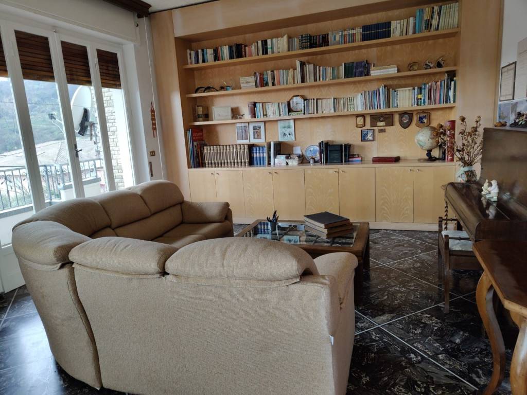 Appartamento a Sarzana in Via Nave - Foto 4