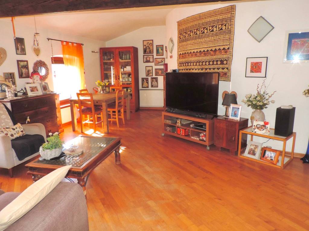 Casa indipendente a Cormons in Via Brazzano, 7 - Foto 3