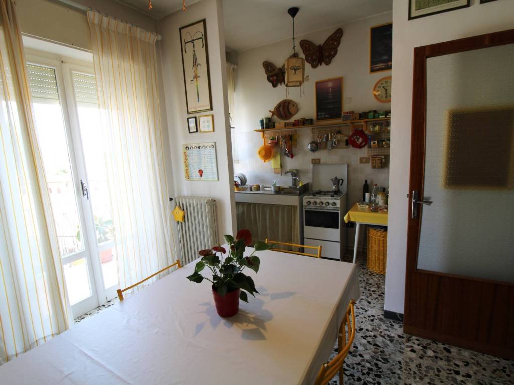 Appartamento a Jesi in Via Staffolo - Foto 5