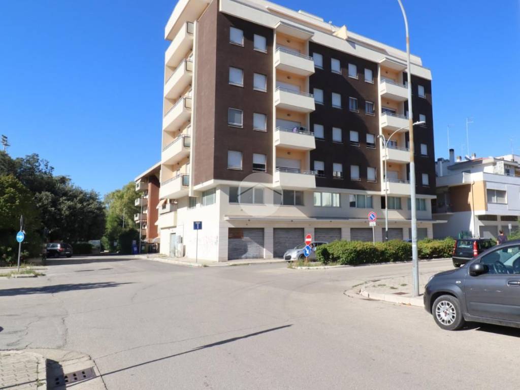 Appartamento a Giulianova in Via I. Nievo, 33 - Foto 2