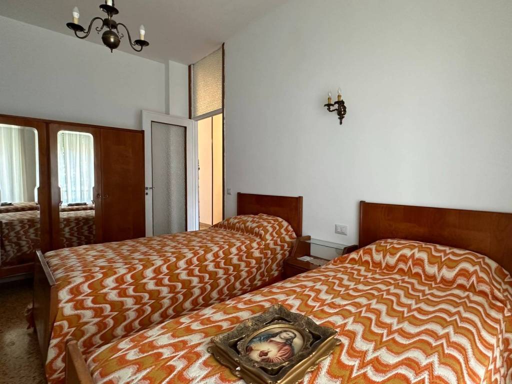 Appartamento a Arona in Via Giovanni Carosio, 4 - Foto 5