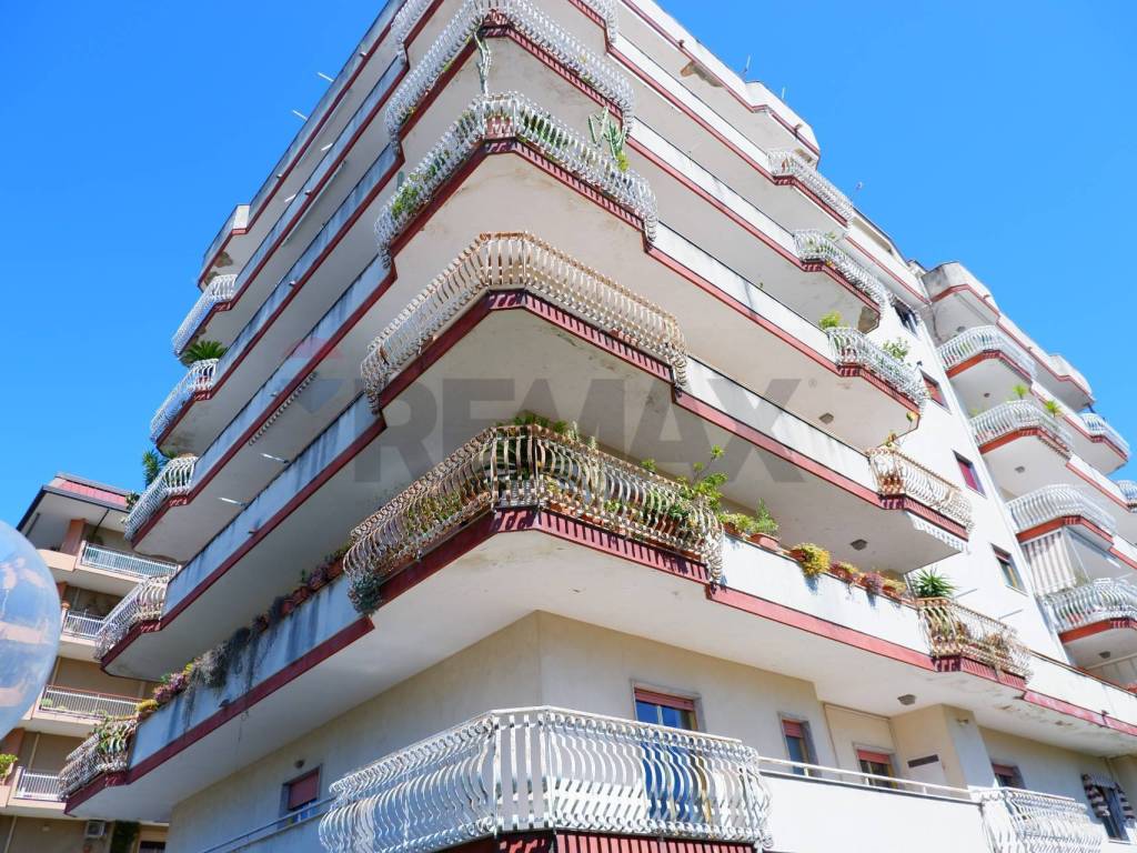 Appartamento a Caserta in Via JOHN ANDREW GRAEFER PIAZZA PITESTI, 2 - Foto 2