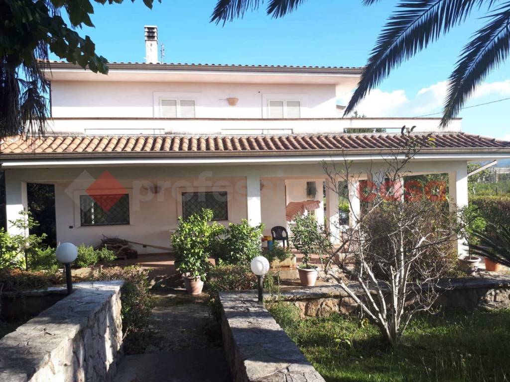 Villa a Cervaro in Via Collecedro, snc - Foto 3