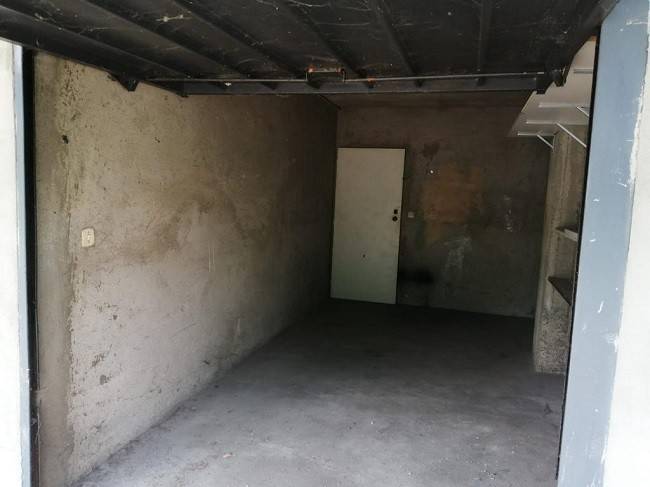Box / garage a Imbersago in Via Castelbarco - Foto 3