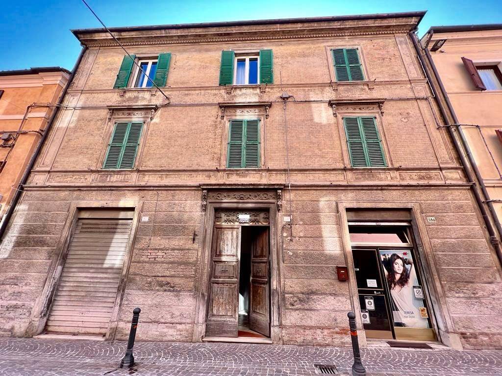 Appartamento a Fabriano in VIA CAVOUR - Foto 2