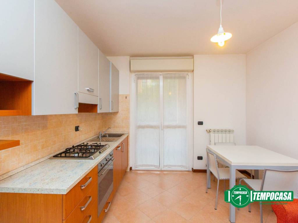 Appartamento a Castellanza in Via Giuseppe Brambilla, 2 - Foto 4