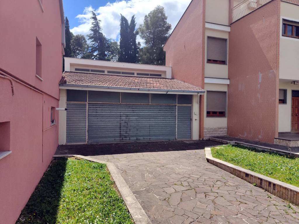Villa a Raiano in Via 4 Novembre, 9 - Foto 3