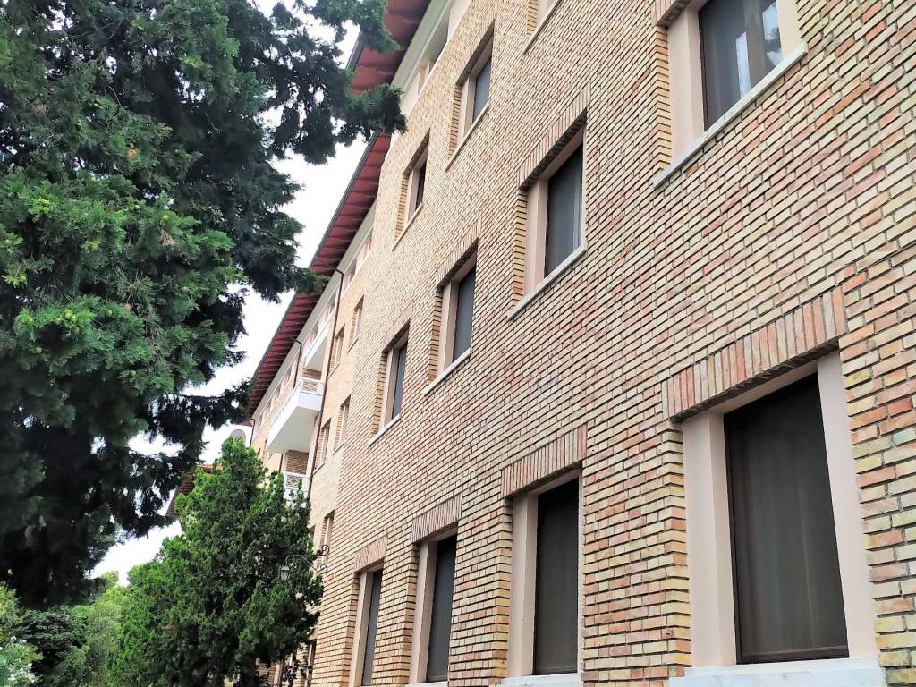 Palazzo / stabile a Loreto - Foto 2