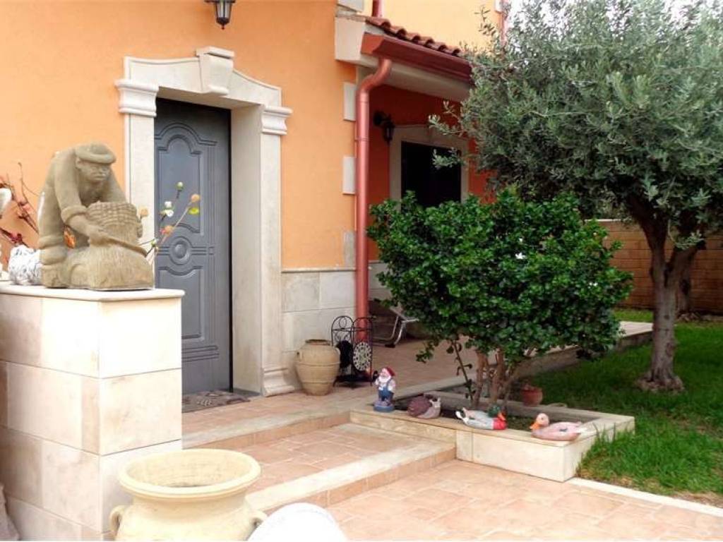 Appartamento a Siracusa in PIZZUTA - Foto 2