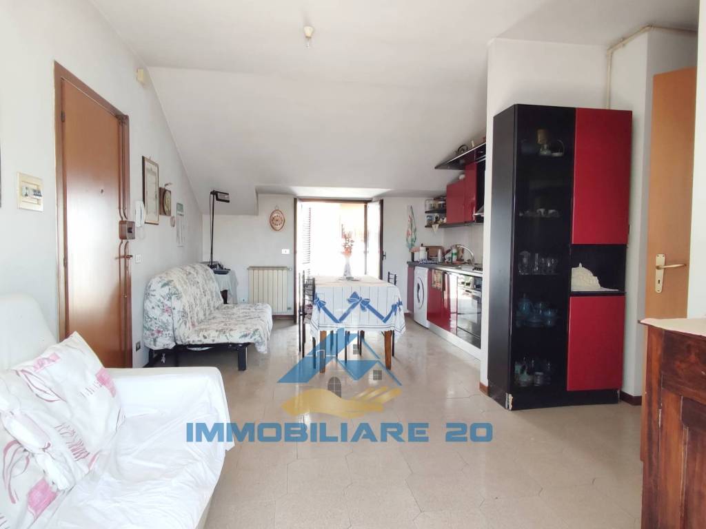 Attico / mansarda a Teramo in Viale Europa, 63 - Foto 2