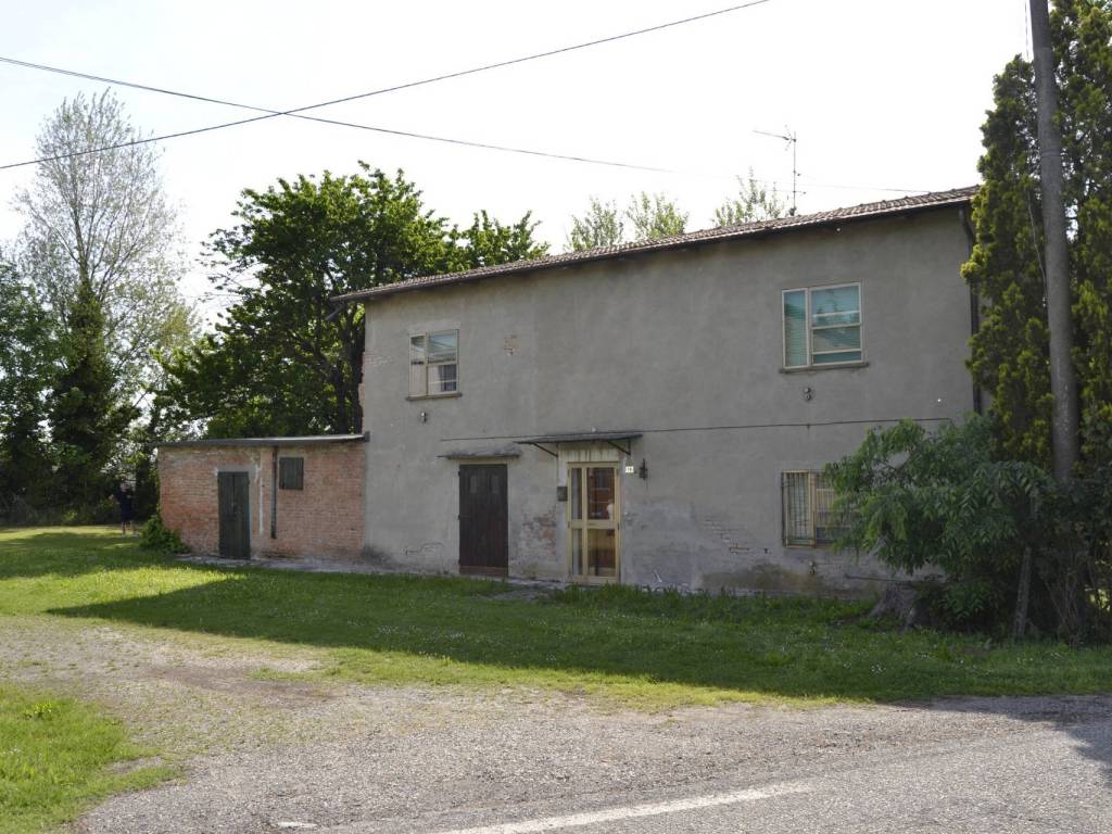 Casa indipendente a Cento in Via Paratore, 18 - Foto 4