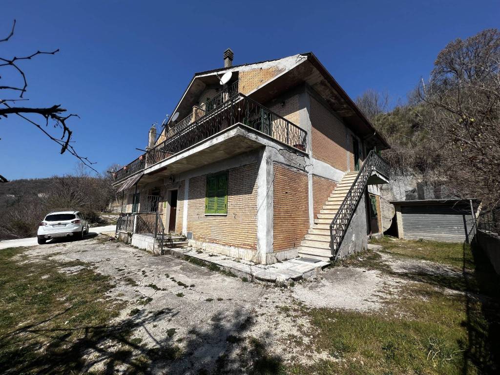 Appartamento a Longone sabino in Via Reatina - Foto 2