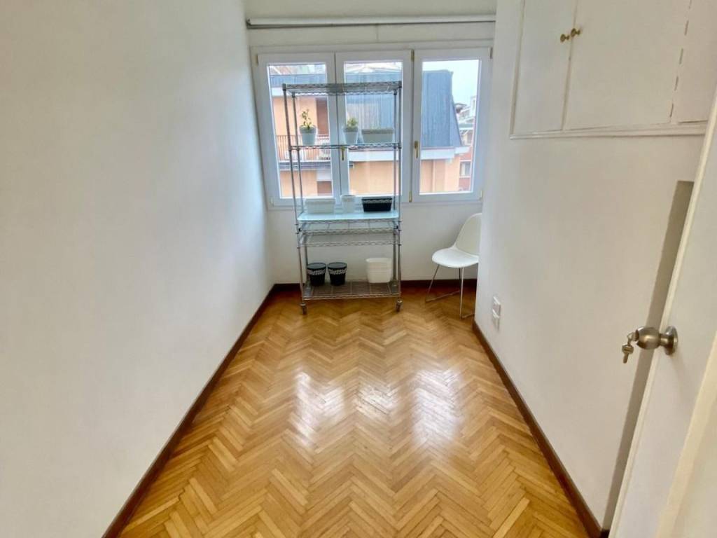 Appartamento a Modena in Via Archirola - Foto 3