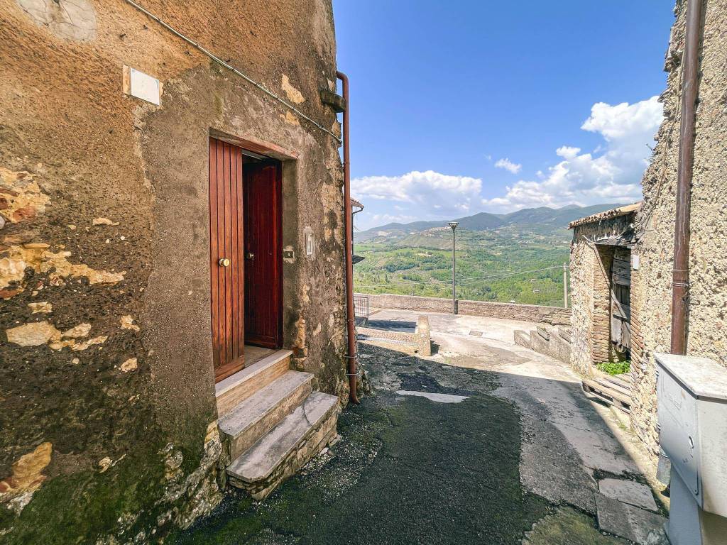 Appartamento a Poggio nativo in Strada Provinciale di Poggio Nativo - Foto 4