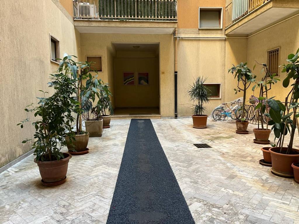 Appartamento a Francavilla fontana in Via Quinto Ennio, 50 - Foto 2