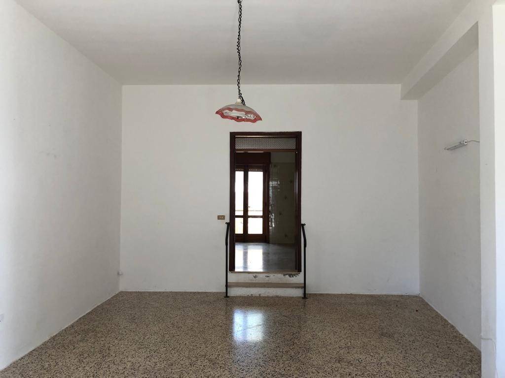 Appartamento a Guagnano in Via Giovanni Pascoli, 12 - Foto 3