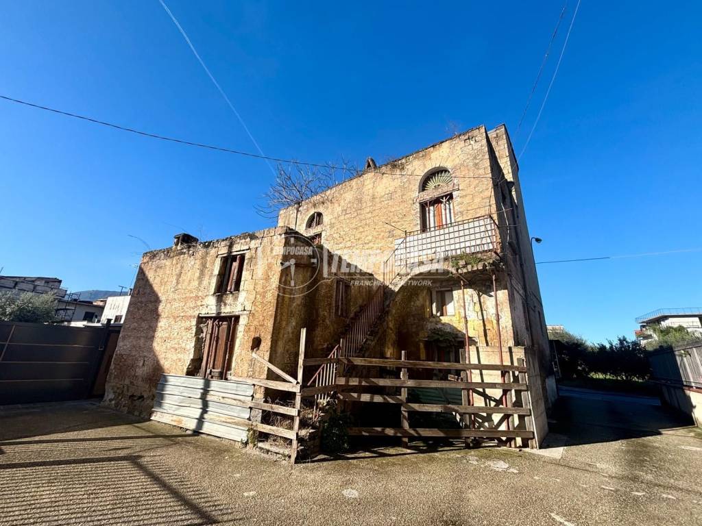 Rustico / casale a Nola in Via parrocchia - Foto 2
