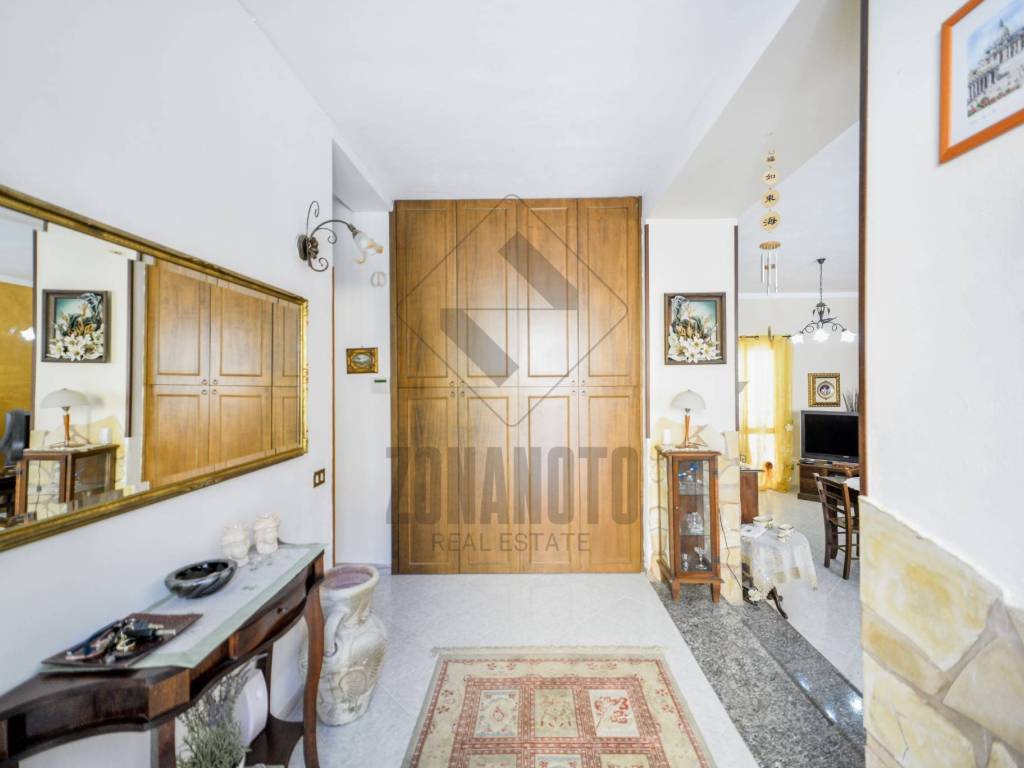 Casa indipendente a Noto in Via Corrado Avolio, 11 - Foto 3