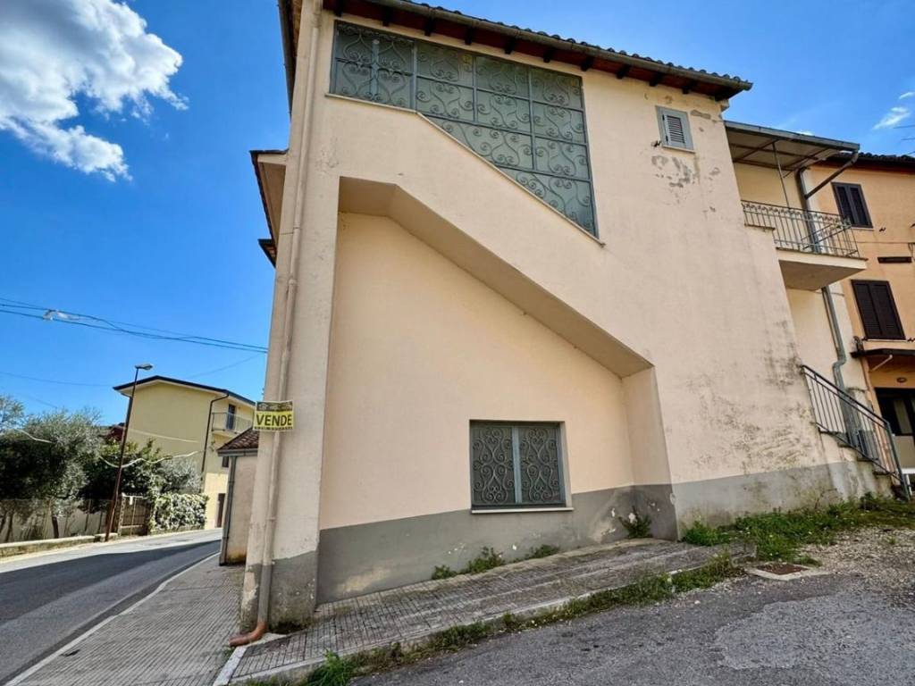 Casa indipendente a Veroli in Contrada Tor dei Venti, 67 - Foto 2