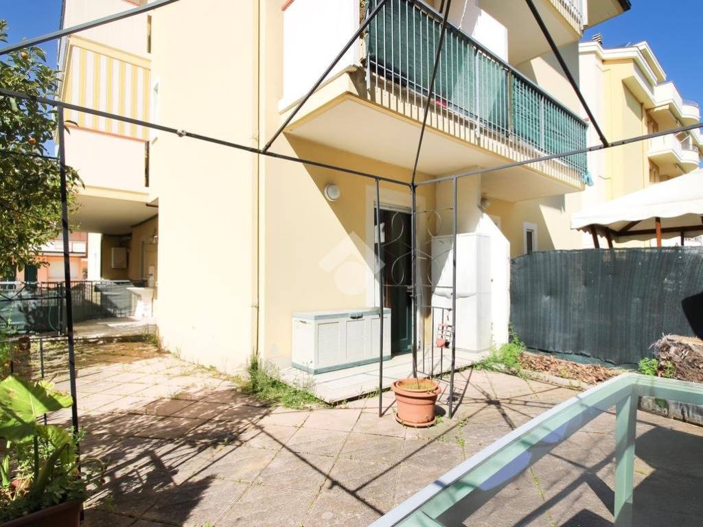 Appartamento a Alba adriatica in Via degli Oleandri, 18 - Foto 4