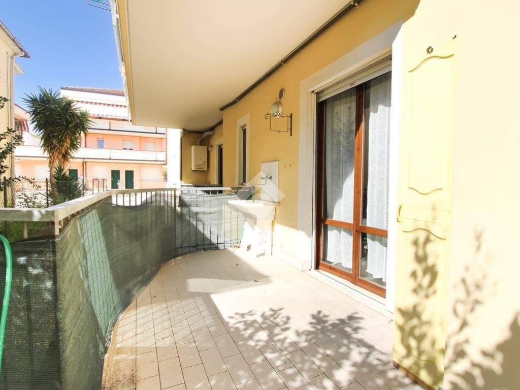 Appartamento a Alba adriatica in Via degli Oleandri, 18 - Foto 5