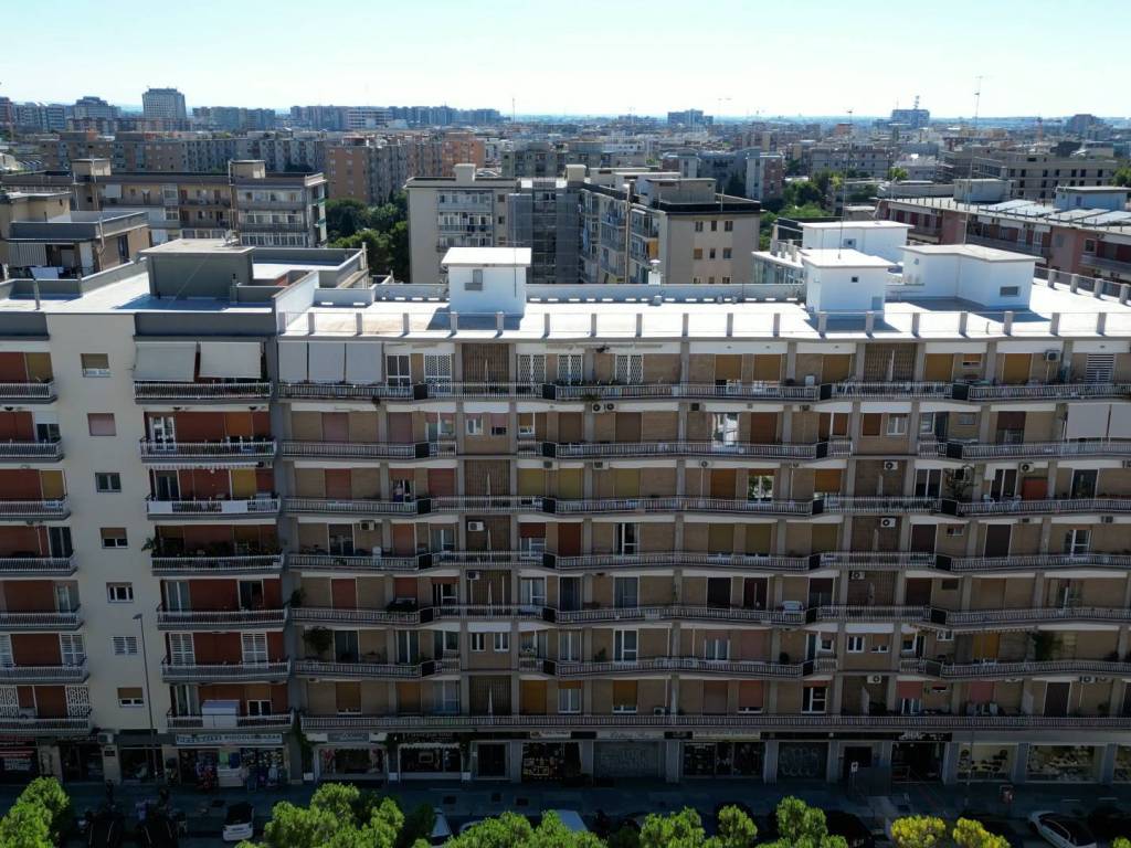 Appartamento a Bari in Via Giuseppe Pavoncelli, 119 - Foto 2