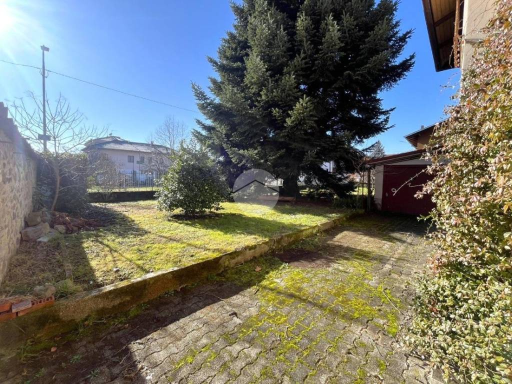 Casa indipendente a Andorno micca in Via Cavalieri di Vittorio Veneto, 27 - Foto 2