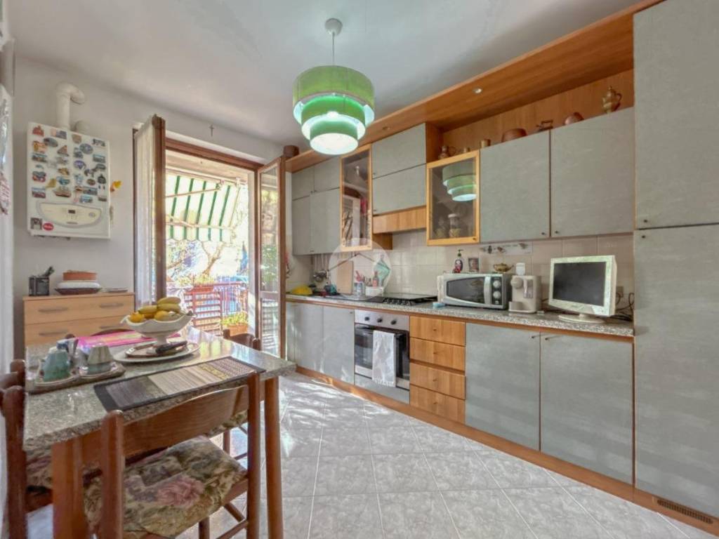 Appartamento a Bardolino in Via S. Zeno - Foto 4