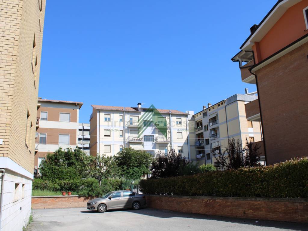 Palazzo / stabile a Teramo in Viale Francesco Crispi - Foto 4