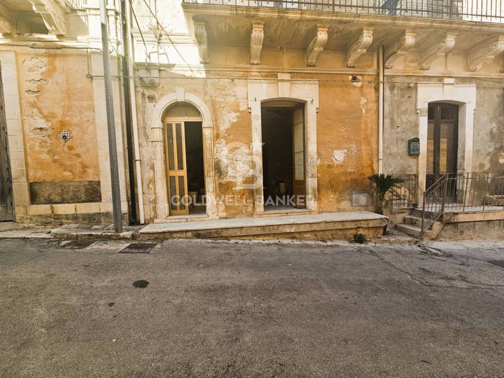 Casa indipendente a Ispica in via Nino Bixio, 9 - Foto 4