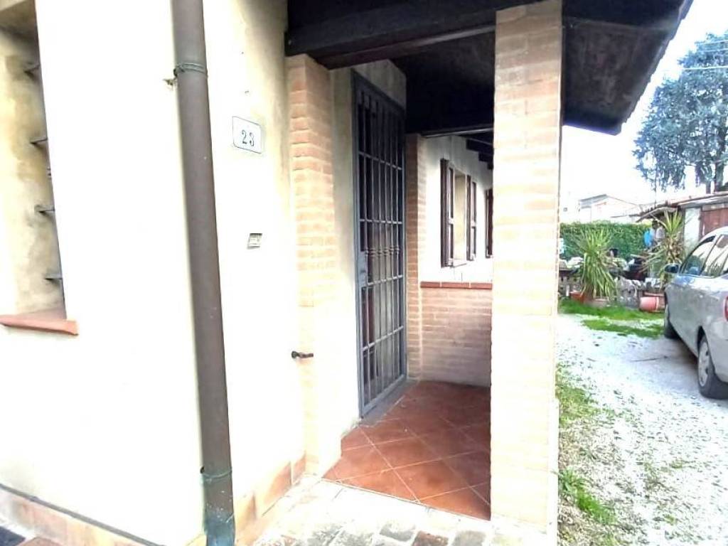 Villa a Copparo in VIA FIORINI, 23 - Foto 3