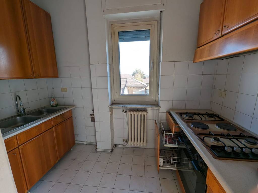Appartamento a Santhià in Via Fratelli Cervi, 1 - Foto 2
