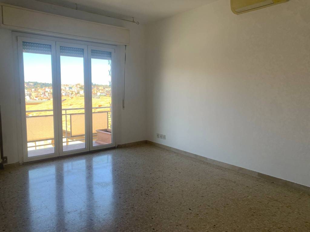 Appartamento a Ancona in Via Mario Torresi, 133 - Foto 2