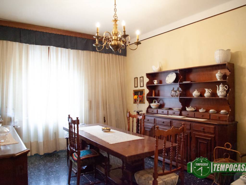Appartamento a Acqui terme in Corso Camillo Benso di Cavour - Foto 2