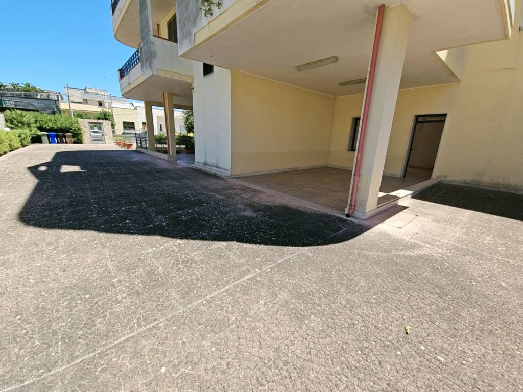 Immobile a Lecce in Viale Giuseppe Grassi, 4 - Foto 4