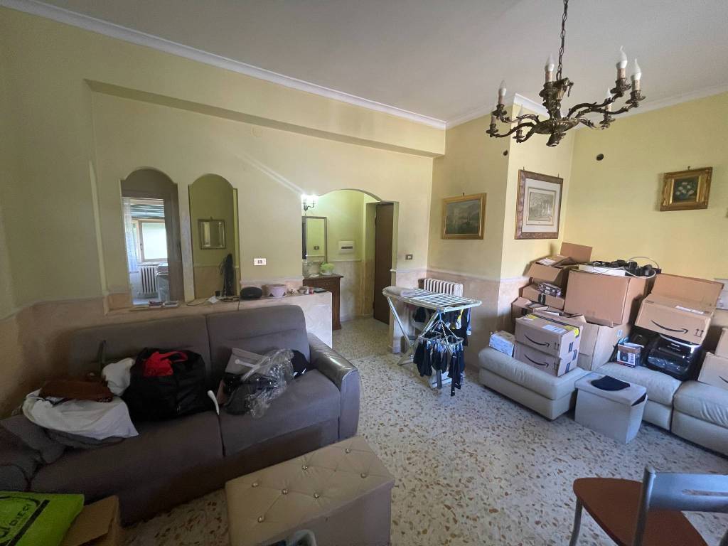 Appartamento a Napoli in Viale Fratelli Grimm - Foto 4