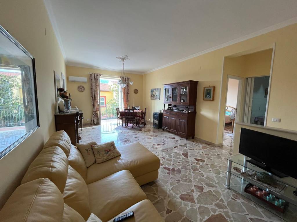 Appartamento a Piana degli albanesi in Via Giacomo Matteotti, 10 - Foto 2