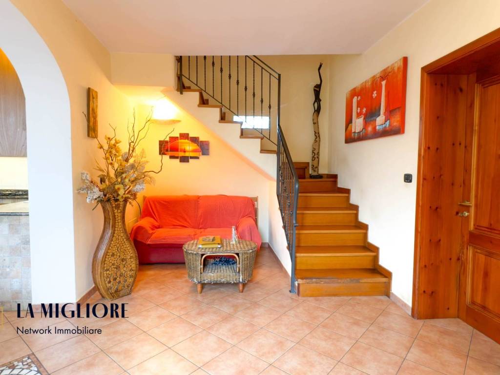 Casa indipendente a Pistoia in Via Gonfiantini - Foto 2