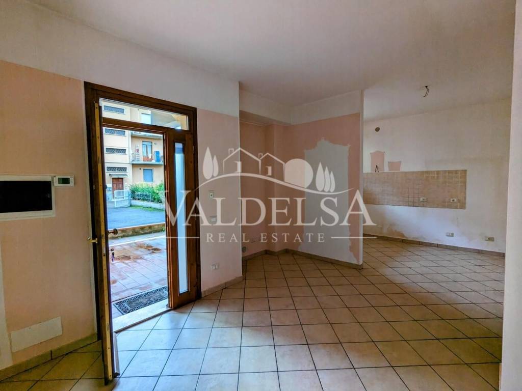 Appartamento a Poggibonsi in Via Giuseppe Giusti, , 53036 - Foto 3