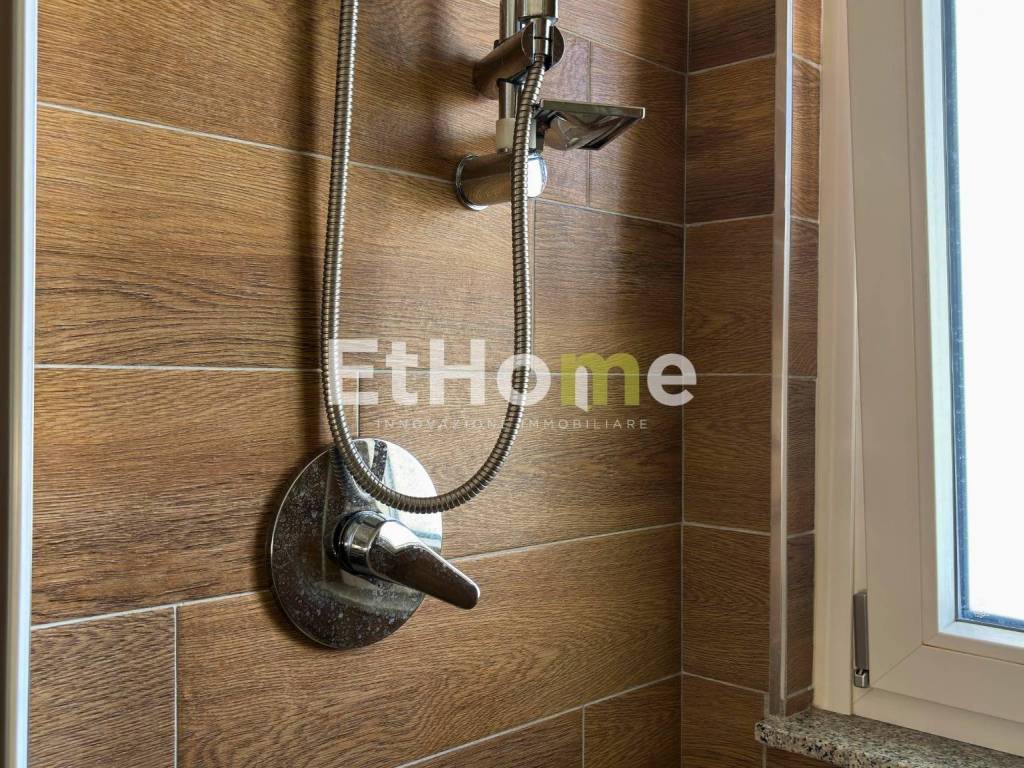 Appartamento a Trani in Via Giuseppe Alberto Pugliese, 21 - Foto 4