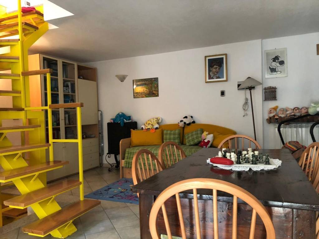 Casa indipendente a Verrès in Via Duca d'Aosta - Foto 3