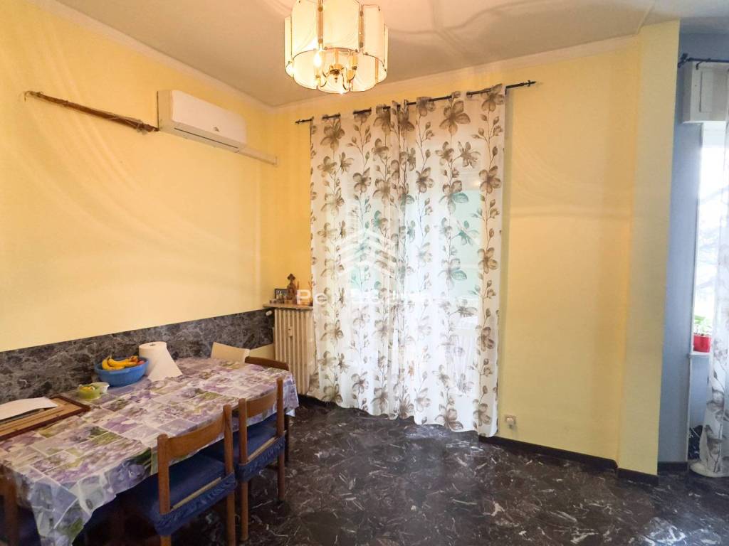 Appartamento a Vigevano in Viale Giacomo Leopardi, 29 - Foto 2