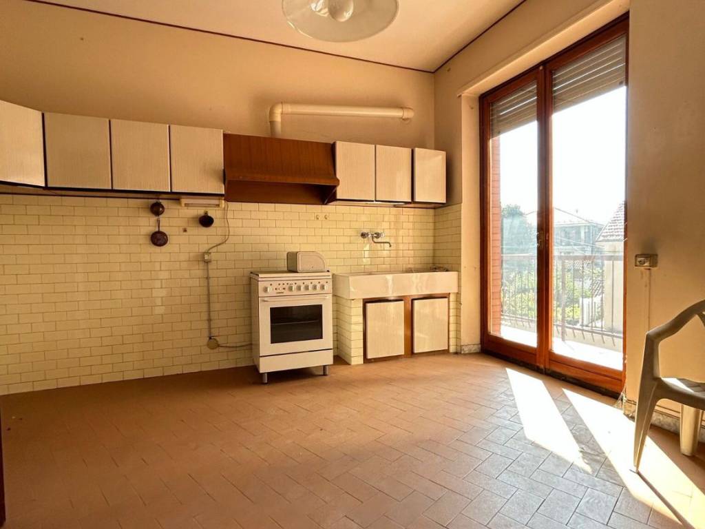 Appartamento a Bra in Corso San Secondo, 20 - Foto 3