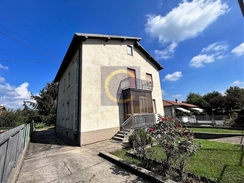 Villa a Appiano gentile in Via Cherubino Ferrario - Foto 2