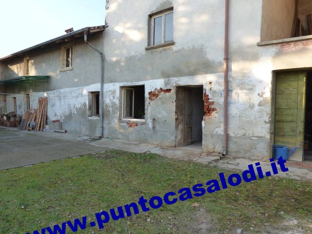 Rustico / casale a Borghetto lodigiano in Via Giuseppe Mazzini - Foto 5