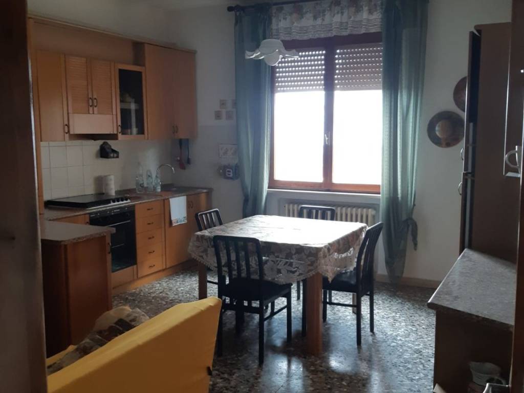 Appartamento a Civitanova marche in Via Don Giovanni Bosco, 34 - Foto 2