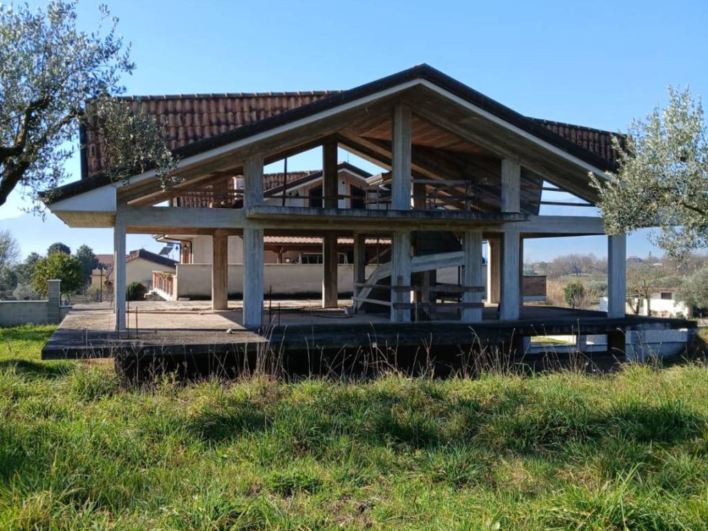 Villa a Alatri in Via Fontana San Pietro - Foto 3