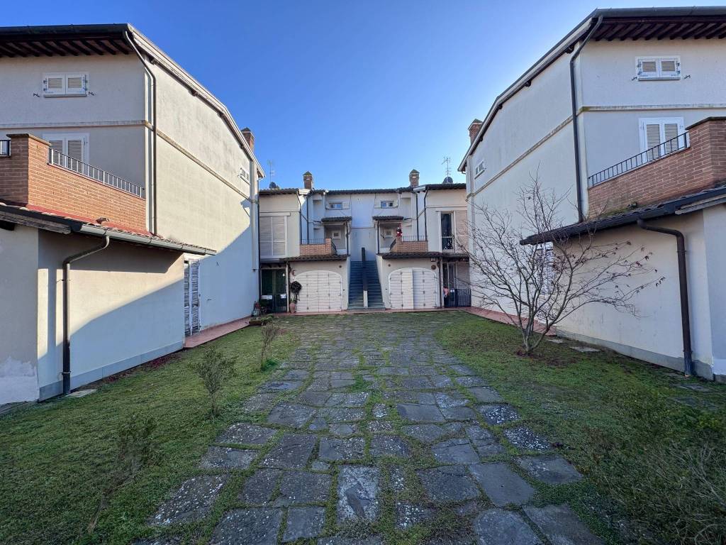 Appartamento a Foiano della chiana in Via Voltura - Foto 2